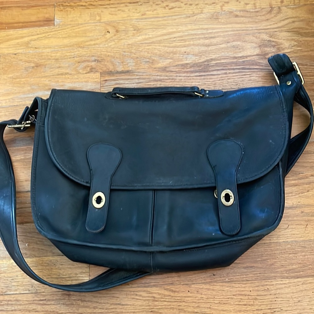 Coach Vintage Carrier Genuine Leather Shoulder Messenger/Laptop Bag
